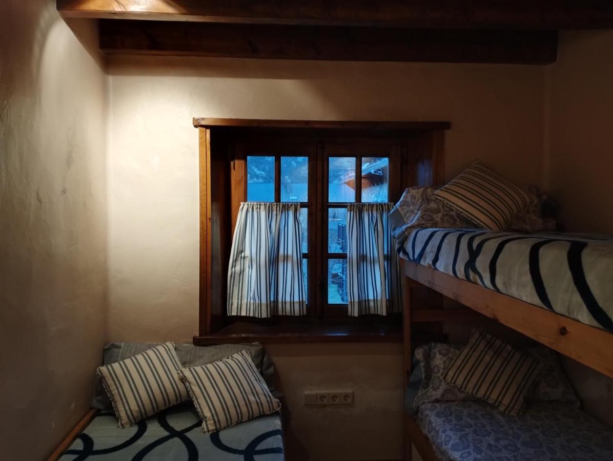 Esqui, Aigueestortes Y Boi-Tauell A Tus Pies En Ebrehogar Pla de l'Ermita Εξωτερικό φωτογραφία