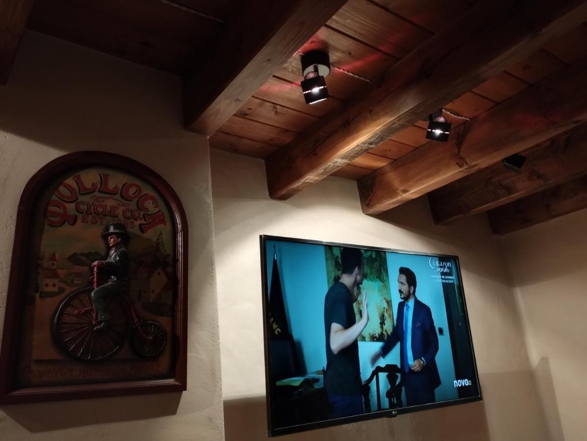 Esqui, Aigueestortes Y Boi-Tauell A Tus Pies En Ebrehogar Pla de l'Ermita Εξωτερικό φωτογραφία