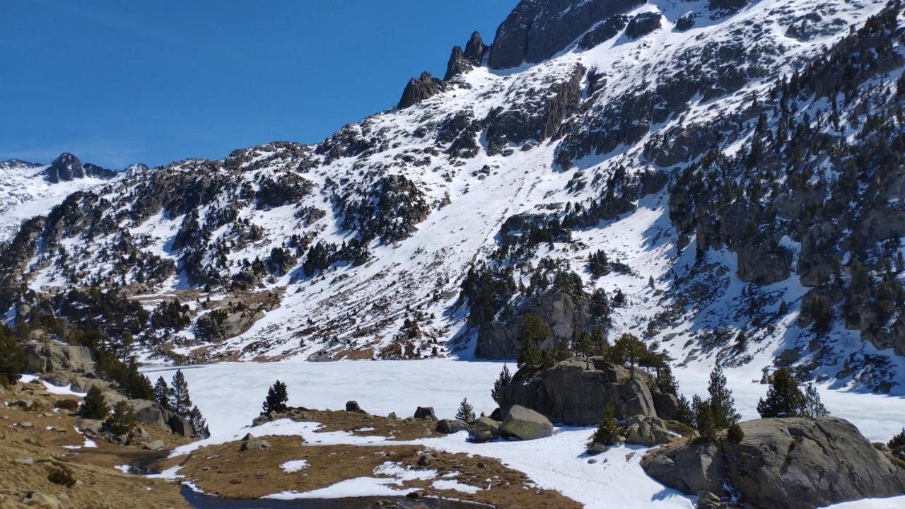 Esqui, Aigueestortes Y Boi-Tauell A Tus Pies En Ebrehogar Pla de l'Ermita Εξωτερικό φωτογραφία