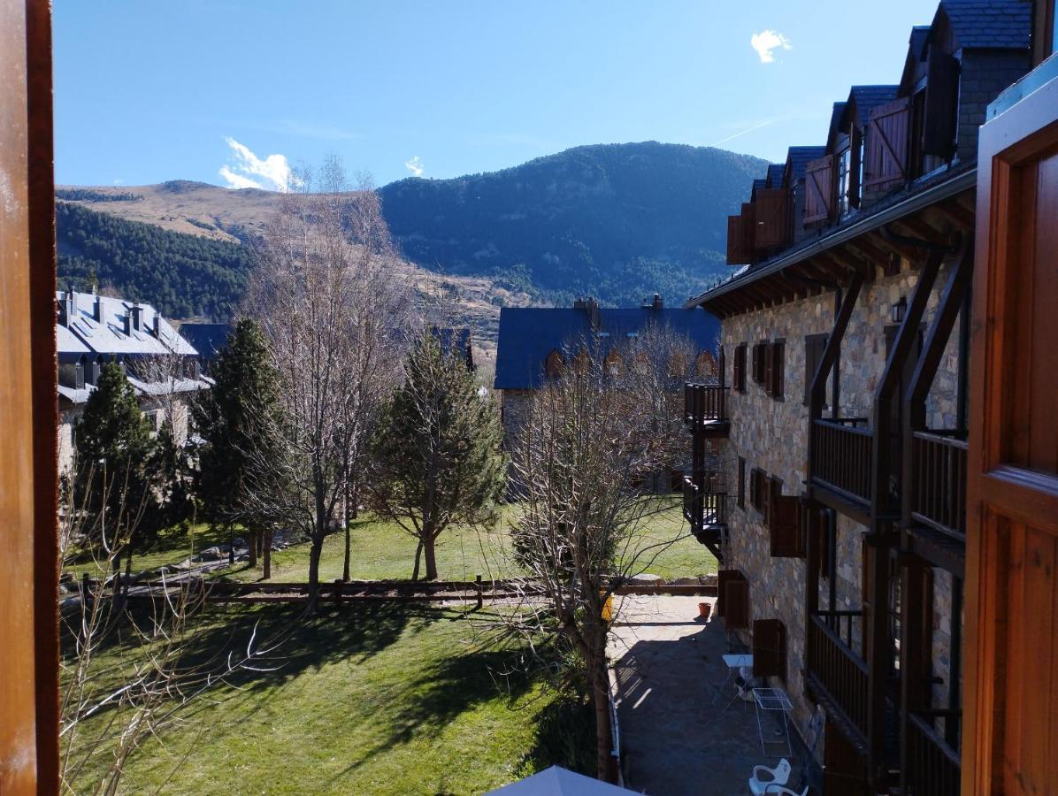 Esqui, Aigueestortes Y Boi-Tauell A Tus Pies En Ebrehogar Pla de l'Ermita Εξωτερικό φωτογραφία