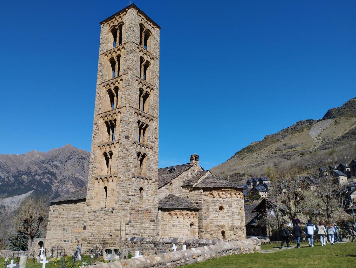 Esqui, Aigueestortes Y Boi-Tauell A Tus Pies En Ebrehogar Pla de l'Ermita Εξωτερικό φωτογραφία